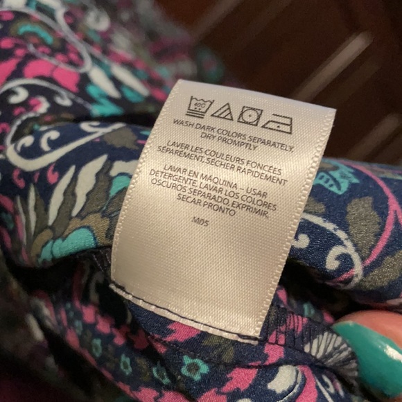 ⭐️ 4 for $10 Van Heusen blouse - Picture 5 of 6